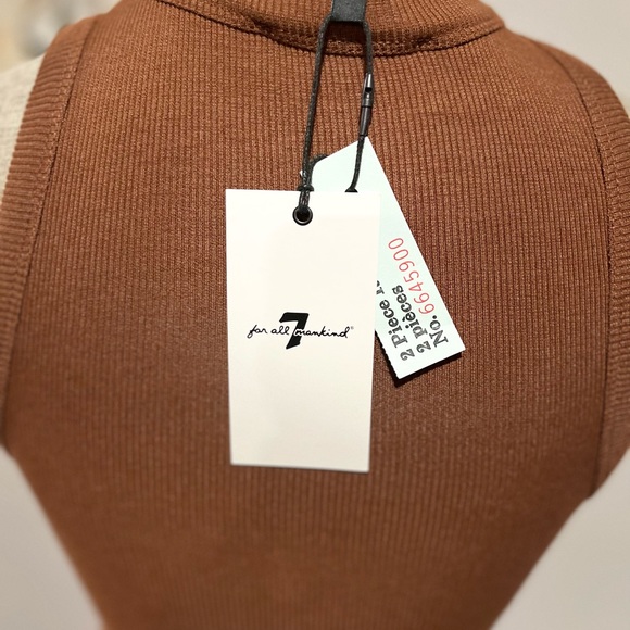 7 For All Mankind 2-pc set - Picture 4 of 4